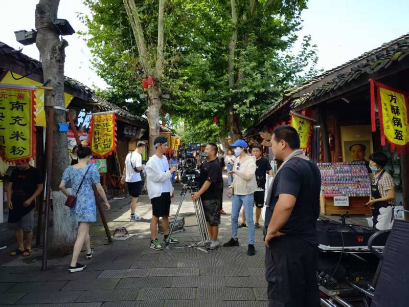 乌伊岭区产品视频拍摄技术升级：AI与三维动画深度融合